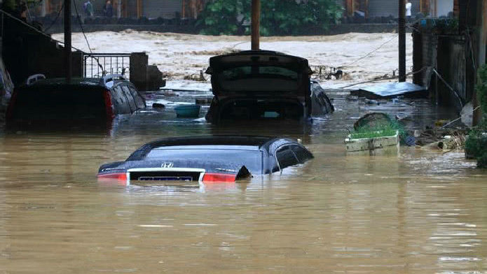 下雨天車(chē)被水淹了怎么辦