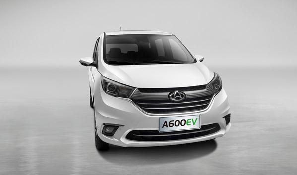 長安歐尚A600EV上市，純電動車型（續(xù)航402公里）