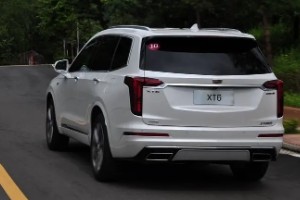 凱迪拉克xt6價(jià)格及圖片 價(jià)格表2022款 新車售價(jià)32萬(wàn)一臺(tái)(落地36萬(wàn))