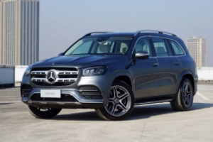 奔馳gls450 2022款報(bào)價(jià)多少 奔馳gls450新車2022款售價(jià)119.60萬（全款落地133.35萬元）