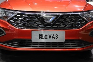 捷達(dá)va3和桑塔納哪個(gè)好 捷達(dá)va3車長(zhǎng)4.5米(配置豐富)