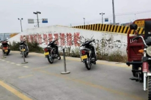 摩托車駕照怎么考 到駕?；蜍嚬芩鶊竺既。ü踩瓶荚嚕? /></a>
       </div> 
      </div> <h3><a href=