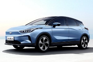 幾何c純電動汽車價(jià)格 2022款新車13萬(分期首付3萬)