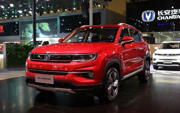 長(zhǎng)安CS35 PLUS新車型 讓日常駕駛更便利