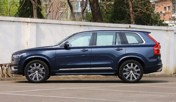 沃爾沃XC90價(jià)格2022款 新車售價(jià)50萬(wàn)一臺(tái)(二手價(jià)29萬(wàn))