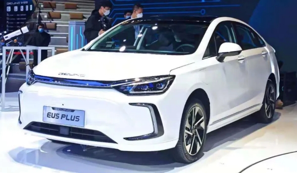 北京汽車全部車型，全系共有13款車型