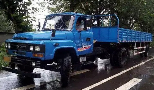 a2駕駛證能開什么車，屬于增駕車型（可以開牽引車）