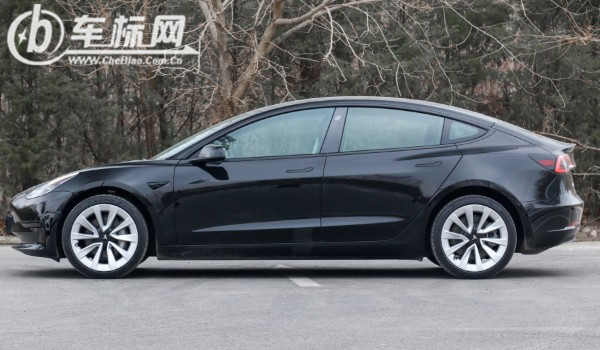 特斯拉model32022款價格 2022款model3售價27萬(落地28萬)