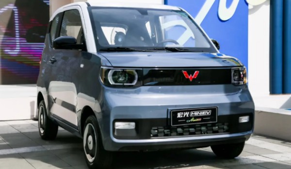 五菱電動(dòng)車(chē)mini2021款價(jià)格 2021款二手mini售價(jià)3萬(wàn)(2022款售價(jià)3萬(wàn))